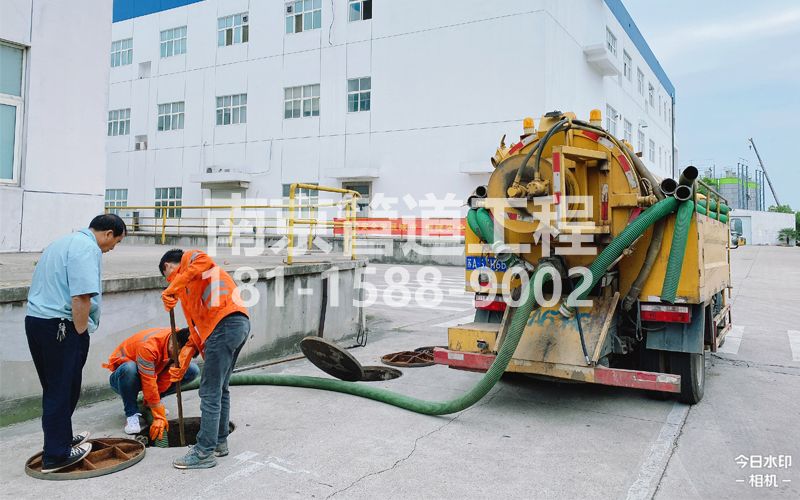 256金山电子厂抽粪